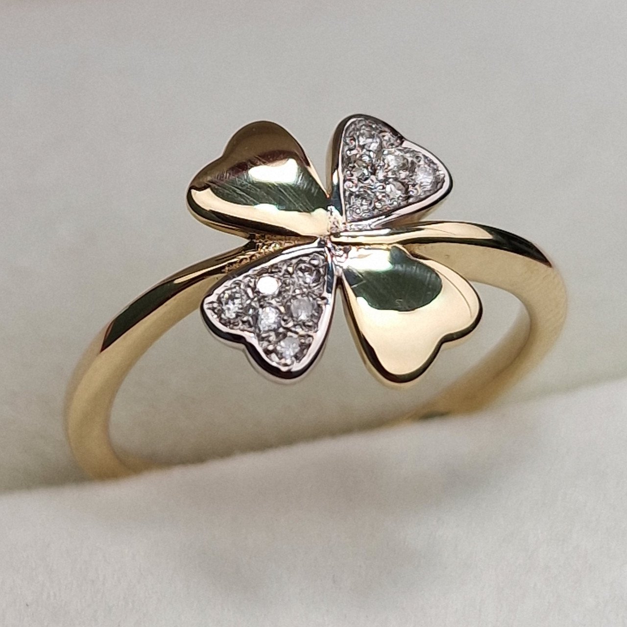 Кольцо Deimantas 102187814 15,5р 1,79гр 0,066ct. купить,NaN