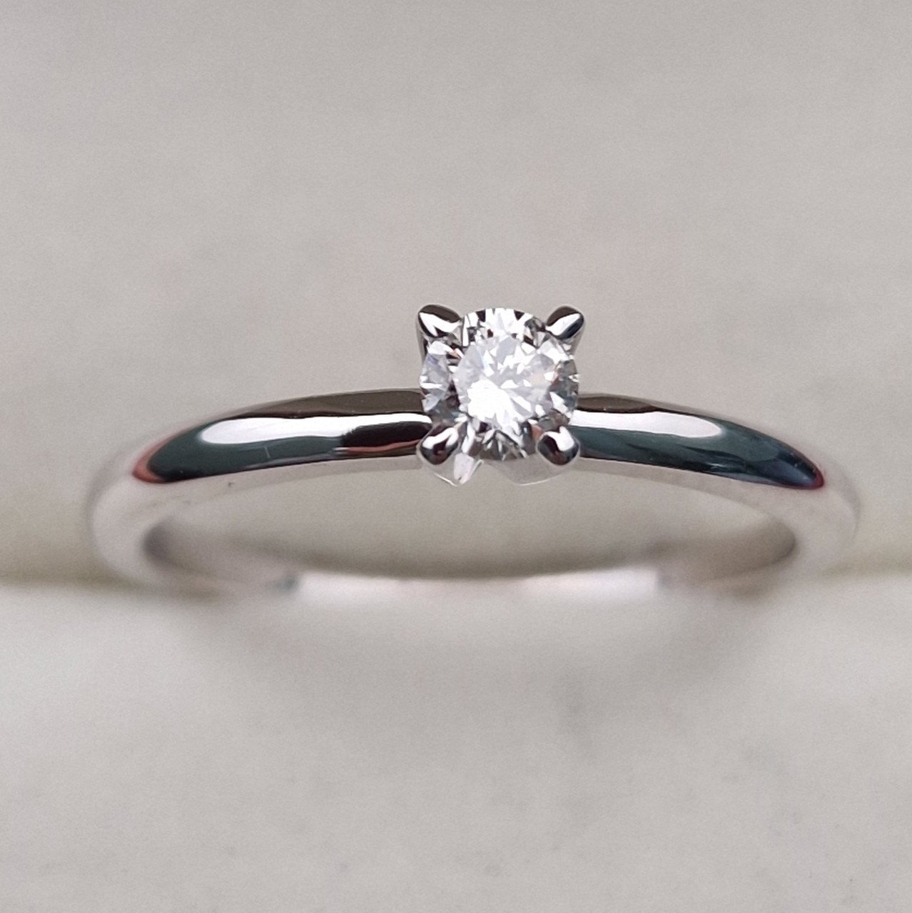 Кольцо Deimantas 102187861 18р 2,93гр 0,20ct. купить,NaN