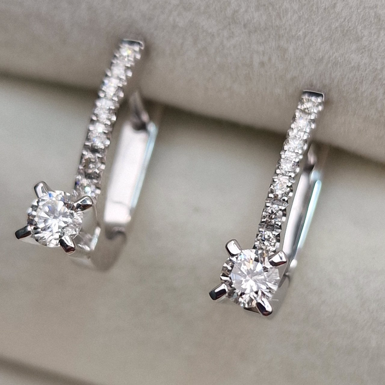 Серьги Deimantas 102190209 3,04гр 0,46ct. купить,NaN