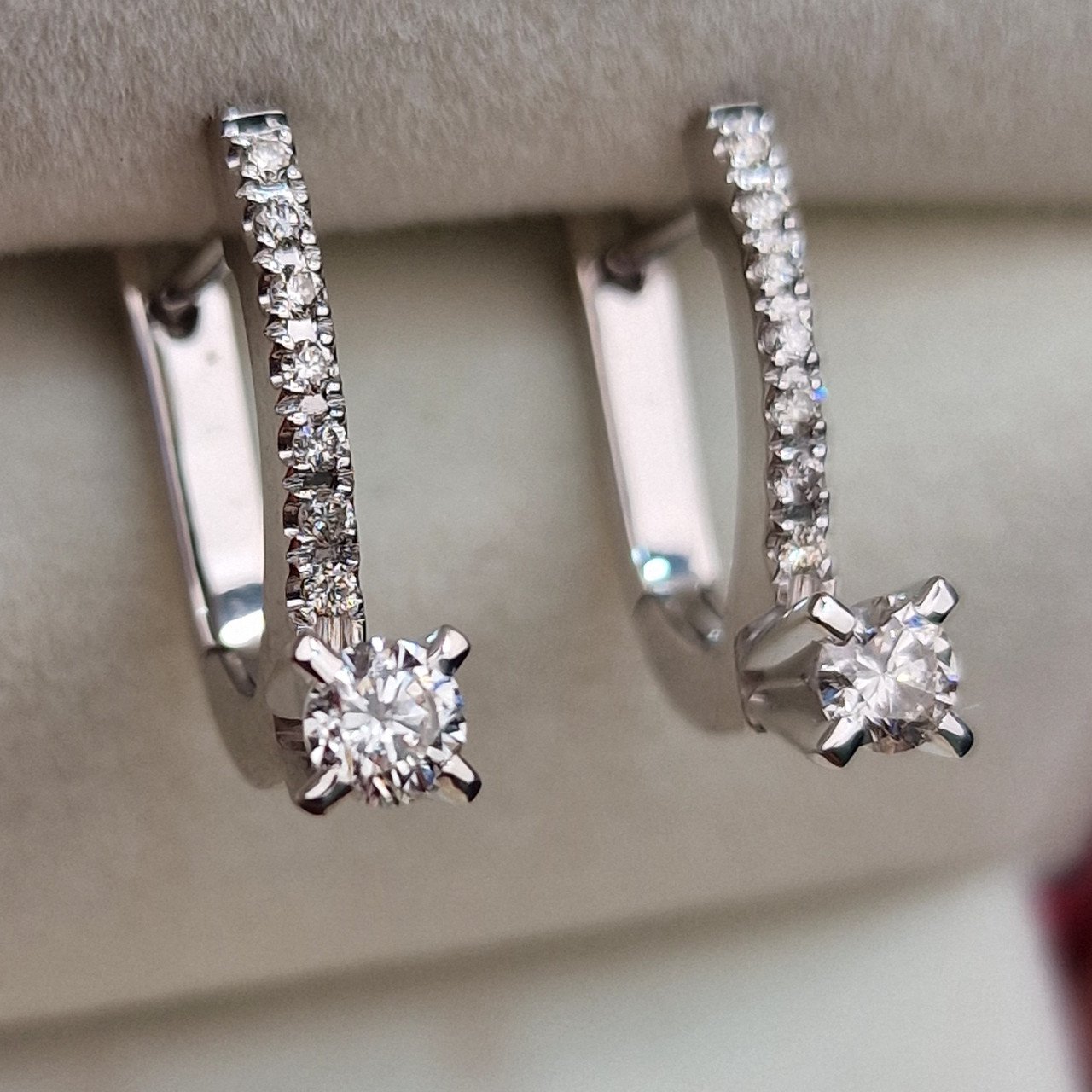 Серьги Deimantas 102190209 3,04гр 0,46ct. купить,NaN