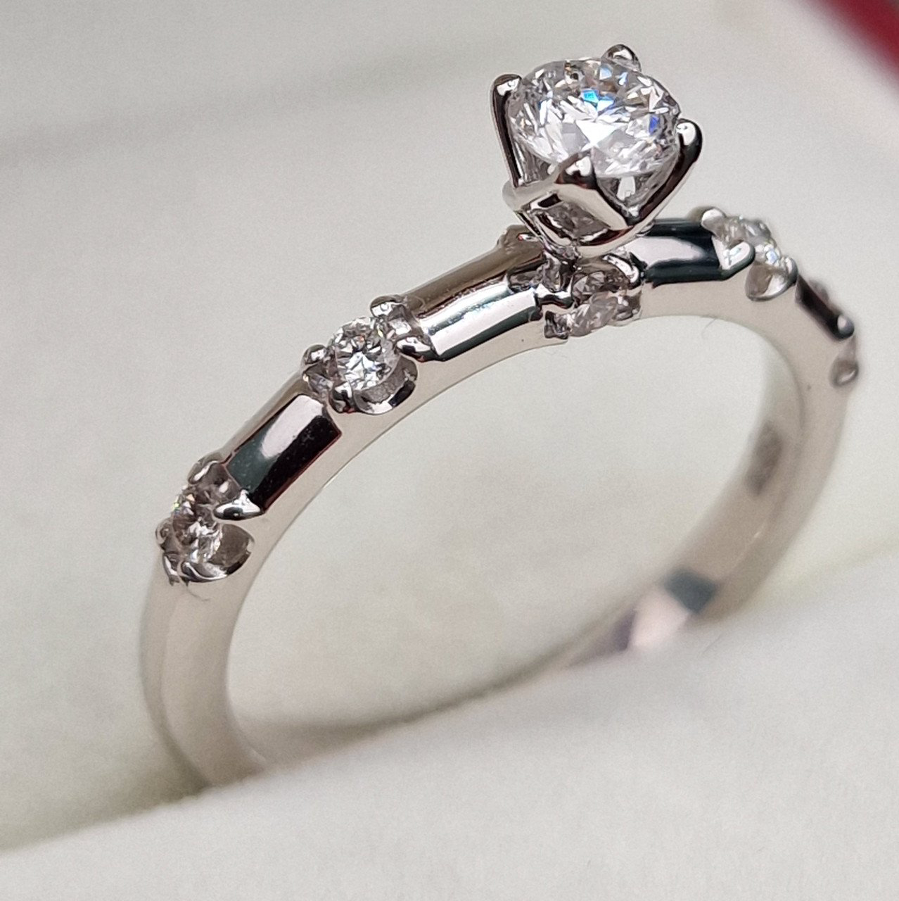 Кольцо Deimantas 102190716 16,5р 3,45гр 0,46ct. купить,NaN