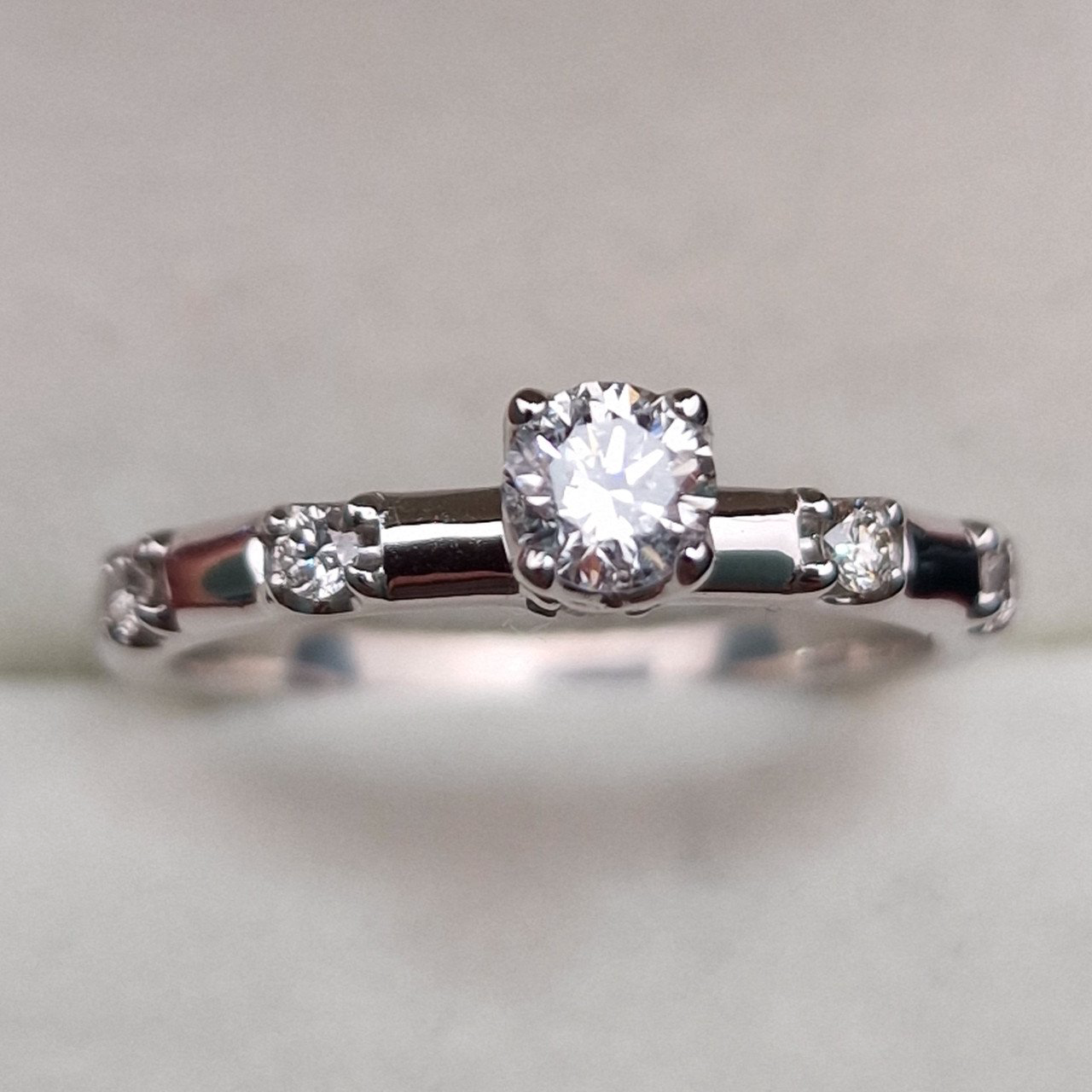 Кольцо Deimantas 102190716 16,5р 3,45гр 0,46ct. купить,NaN