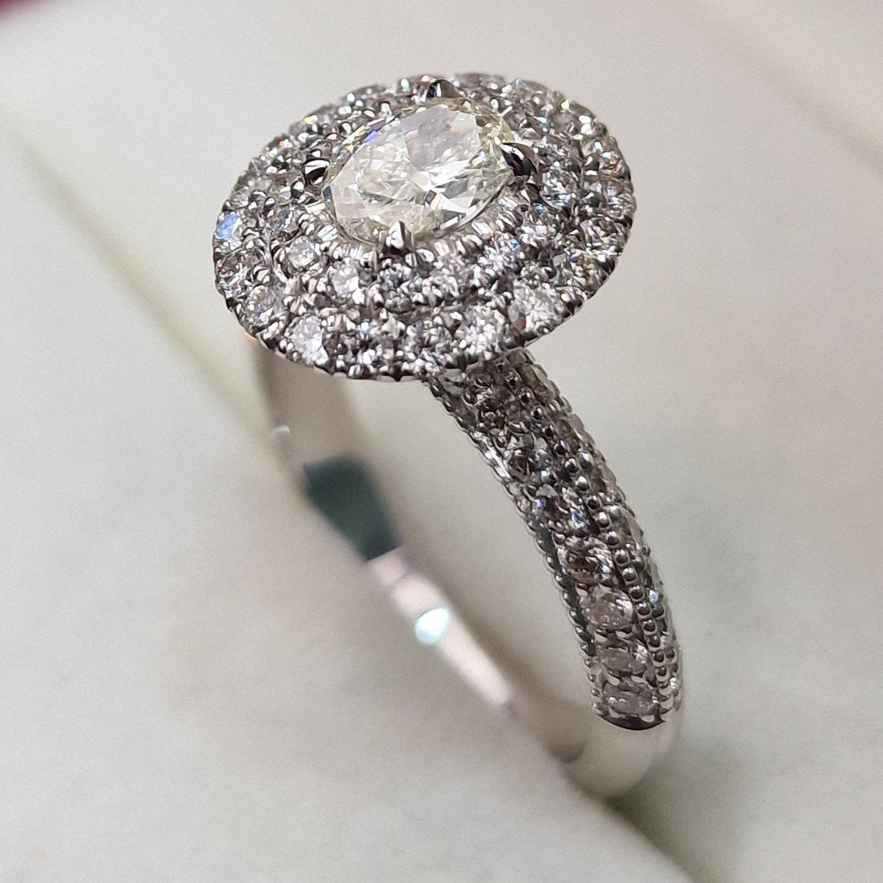 Кольцо Deimantas 102190740 16,5р 4,01гр 1,47ct. купить,NaN
