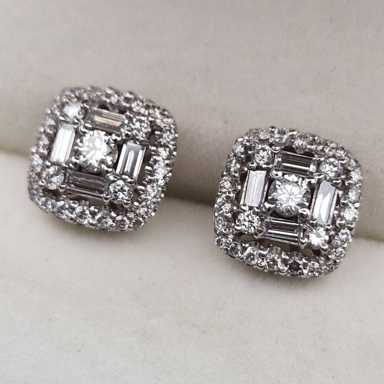 Серьги Deimantas 102190853 4,04гр 0,76ct. купить,NaN