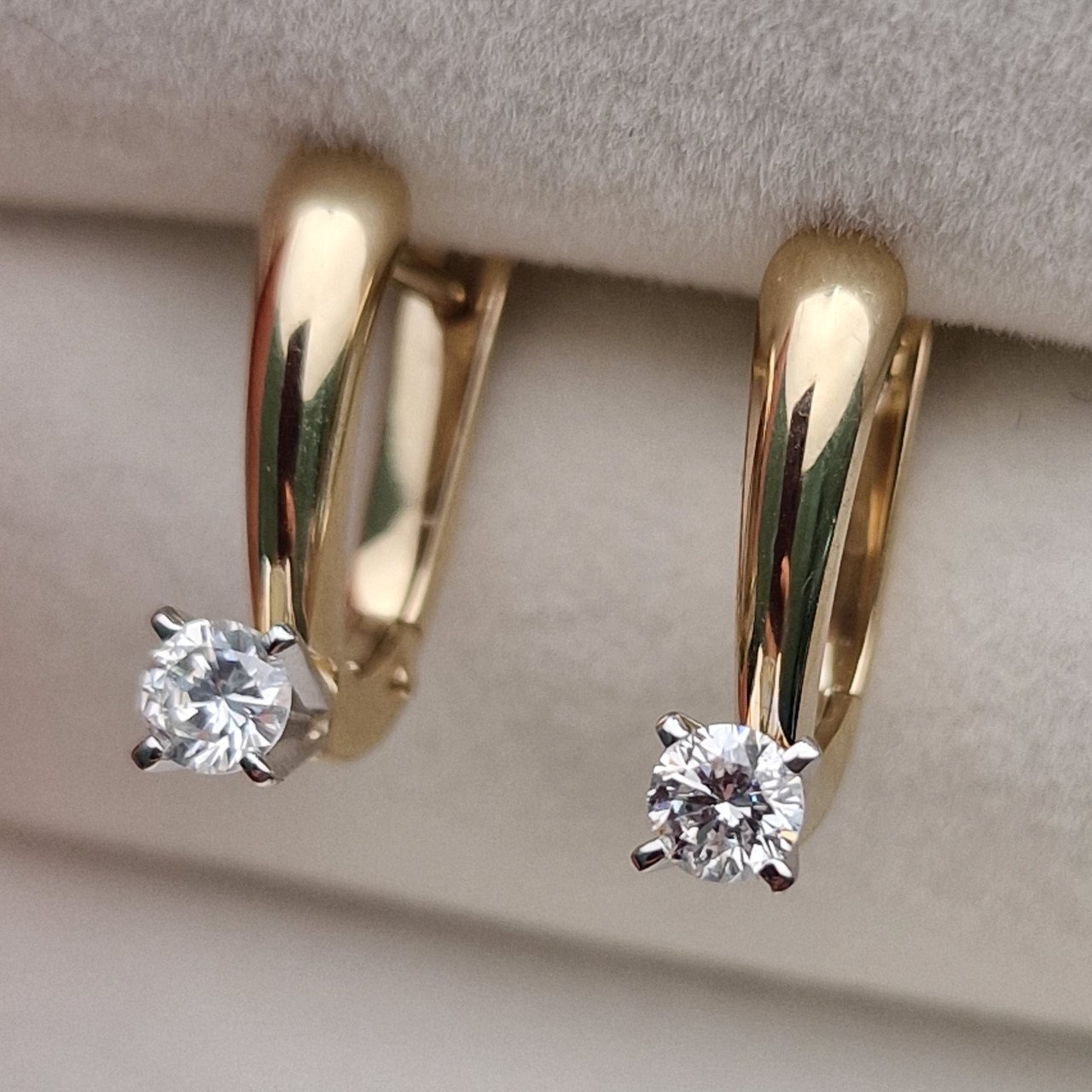 Серьги Deimantas 102190808 3,41гр 0,36ct. купить,NaN