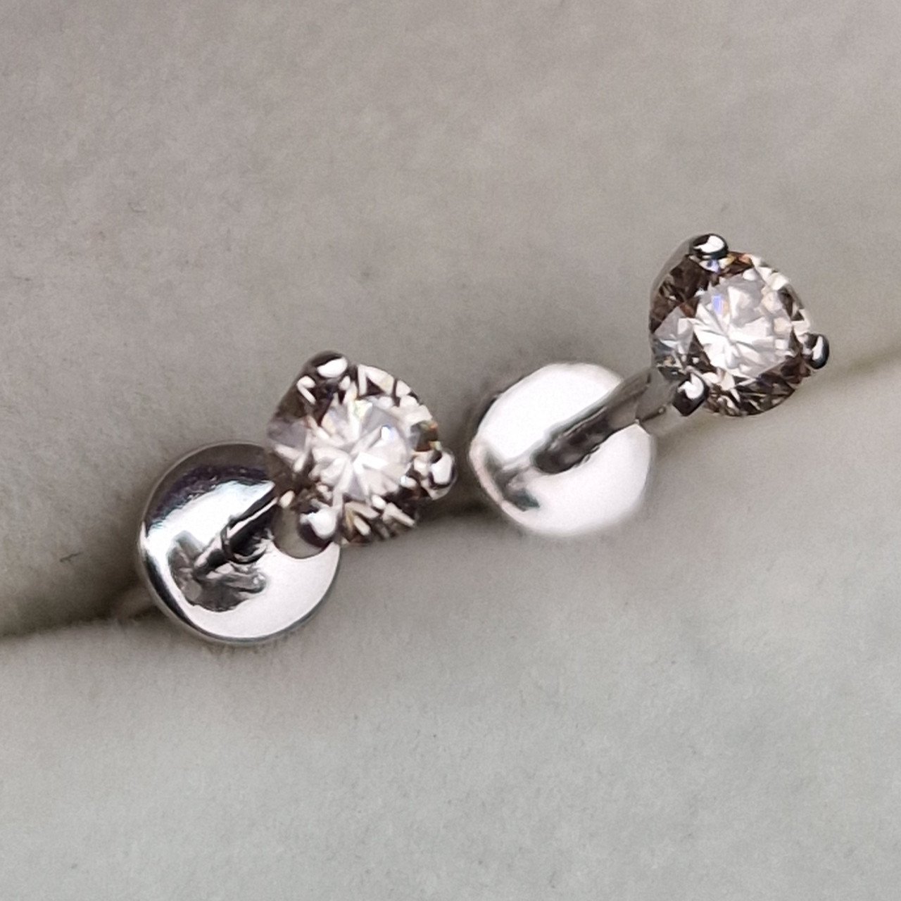 Серьги Deimantas 102191940 1,14гр 0,46ct. купить,NaN