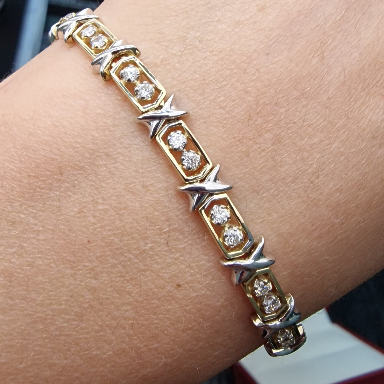 Браслет Deimantas 102198090 17,5р 13,32гр 1,088ct. купить,NaN