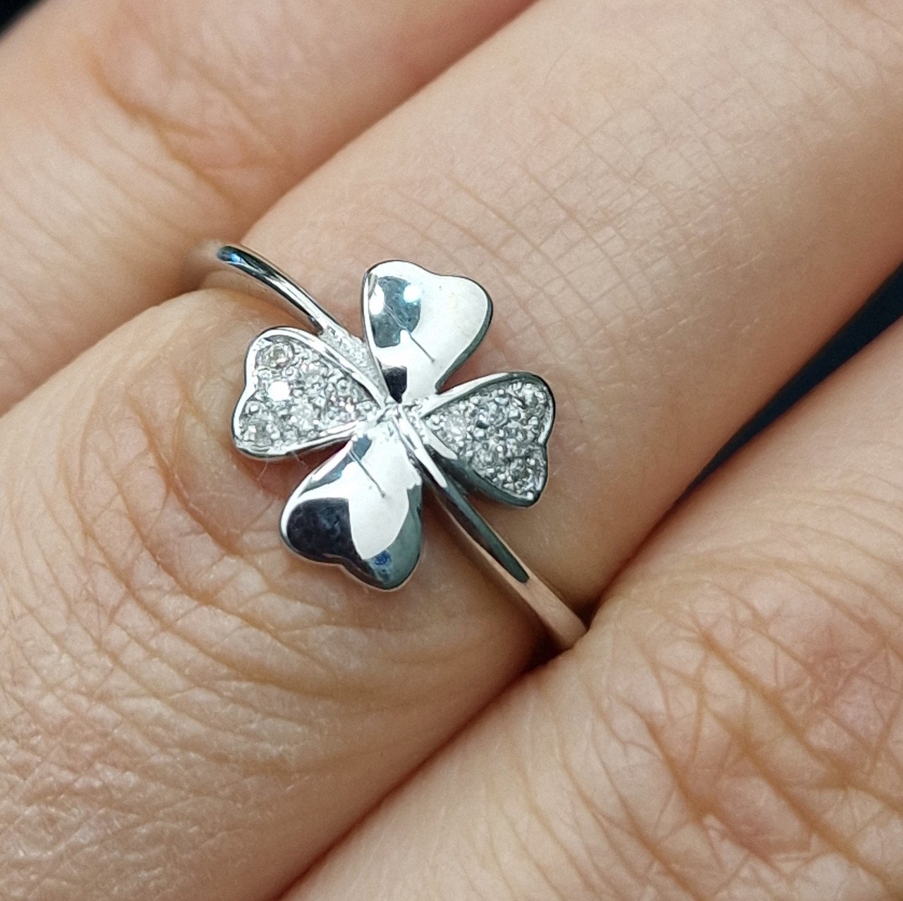 Кольцо Deimantas 102207744 16р 1,78гр 0,06ct. купить,NaN