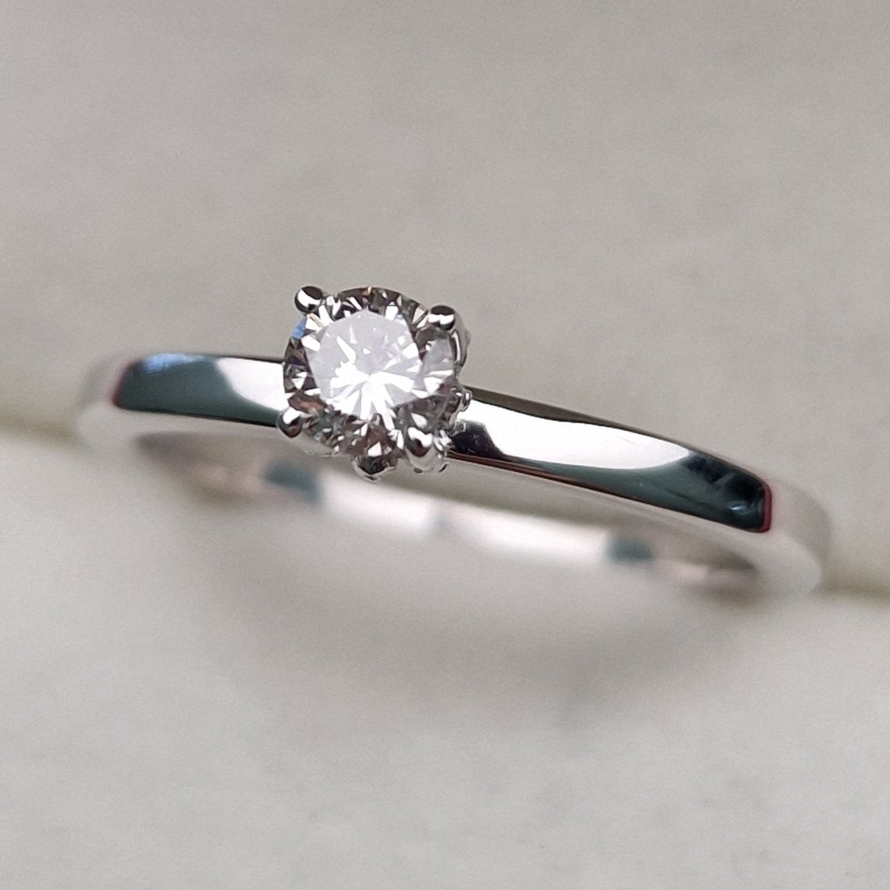Кольцо Deimantas 102207739 16,5р 2,97гр 0,30ct. купить,NaN