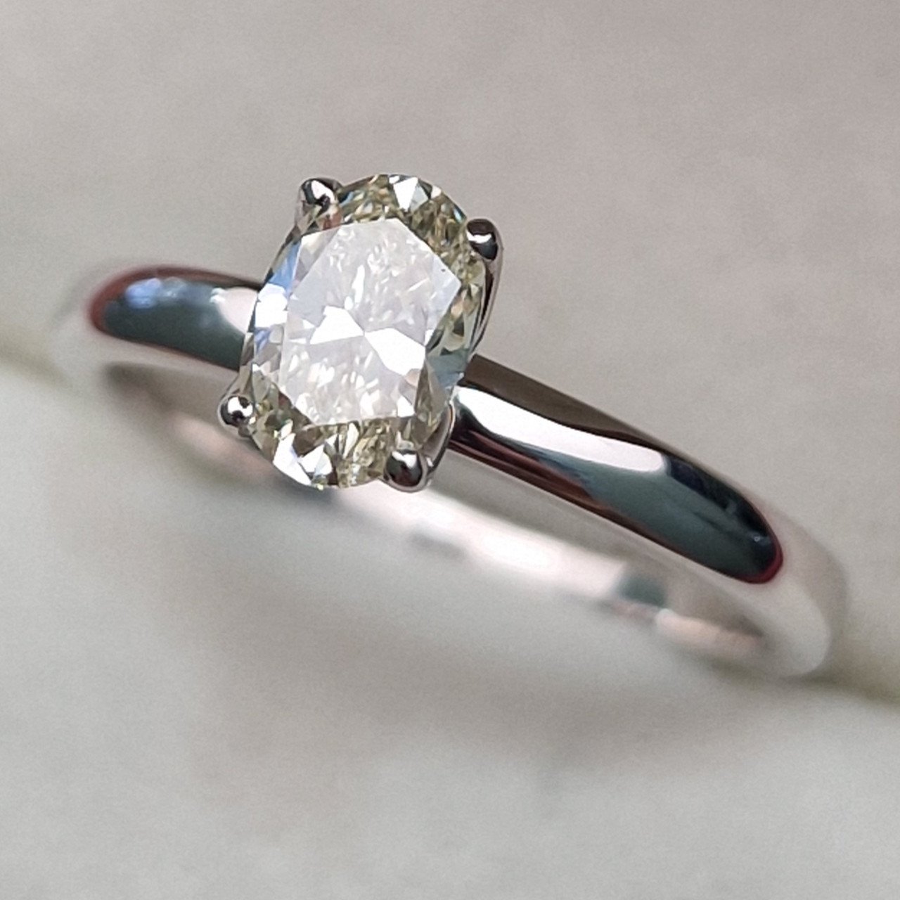 Кольцо Deimantas 102207786 16,5р 2,72гр 0,63ct. купить,NaN