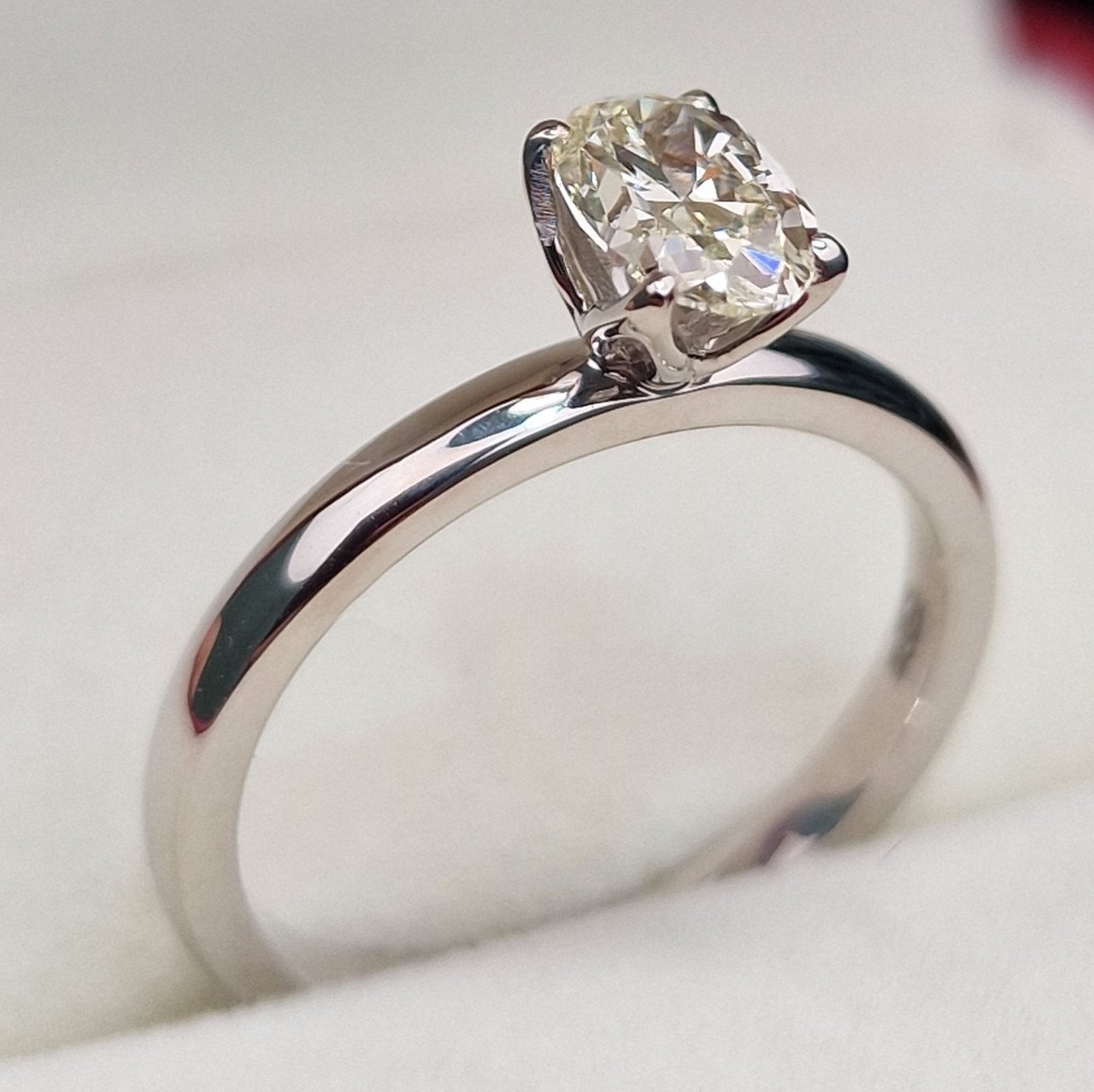 Кольцо Deimantas 102207786 16,5р 2,72гр 0,63ct. купить,NaN