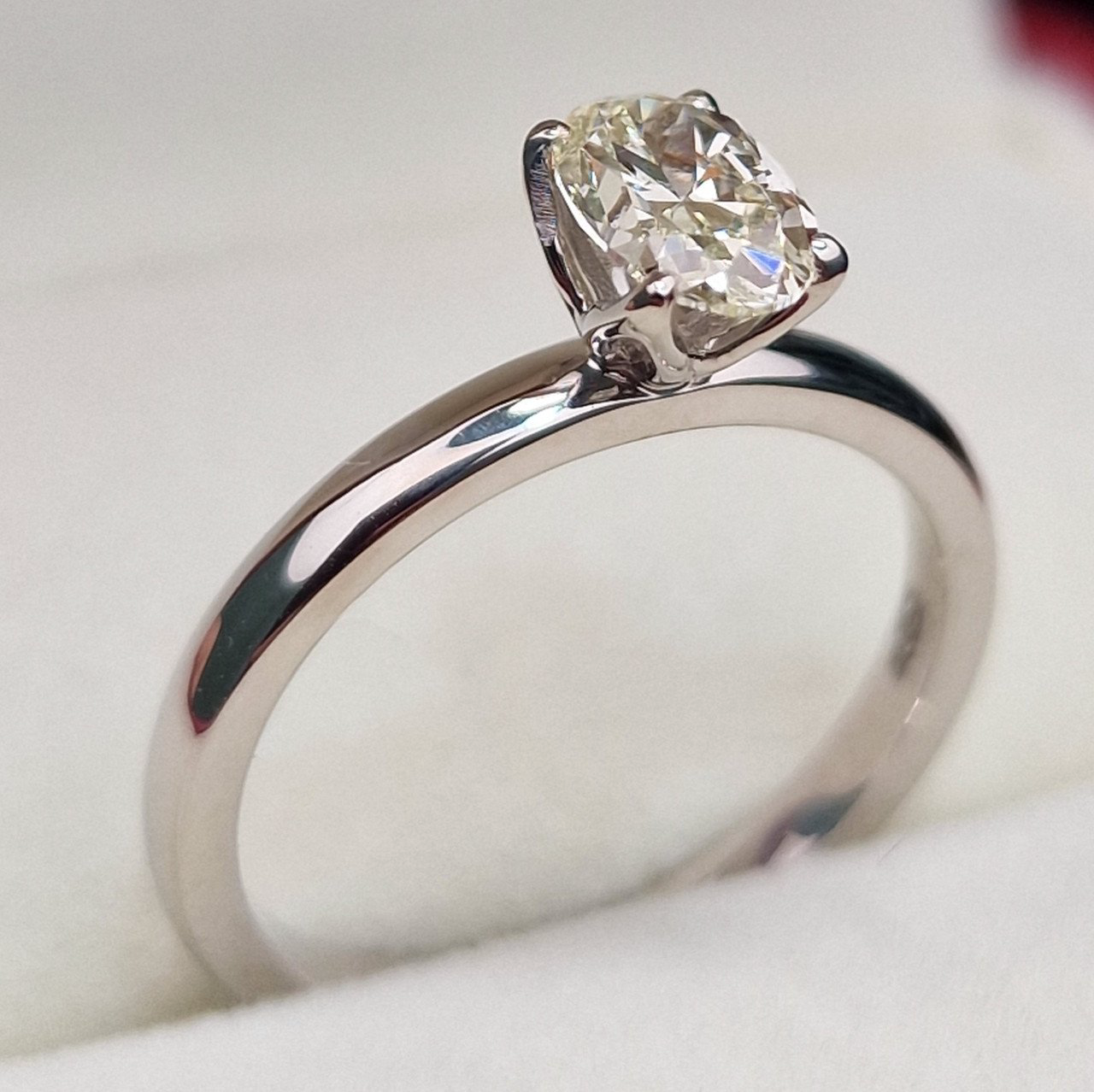 Кольцо Deimantas 102207786 16,5р 2,72гр 0,63ct. купить,NaN
