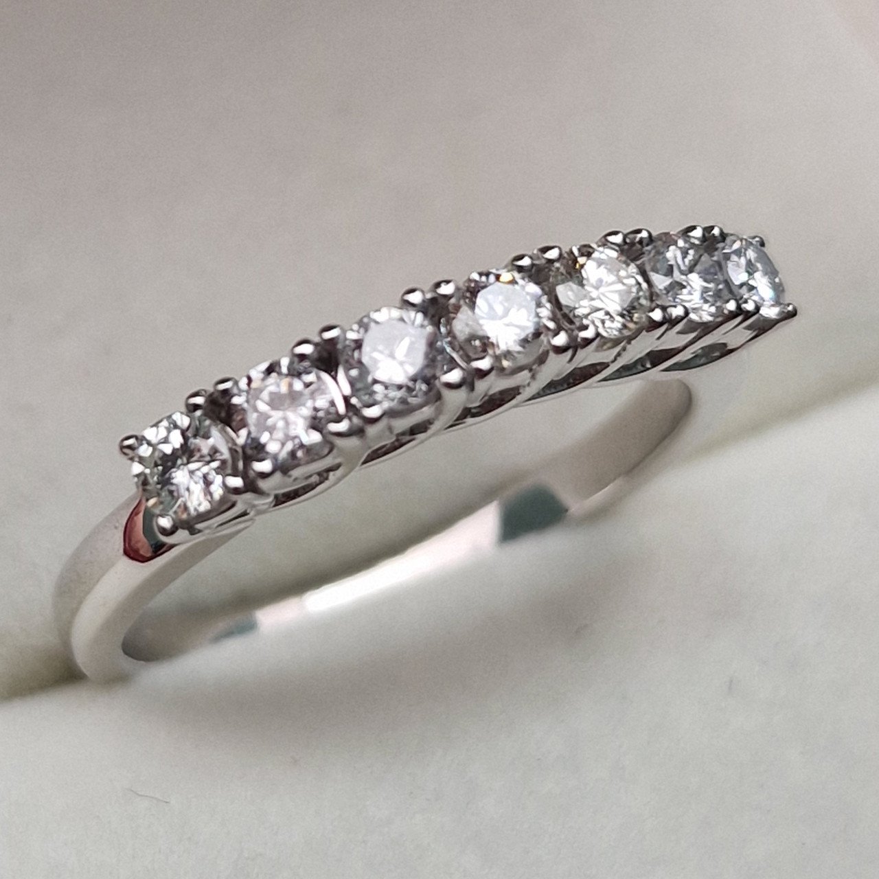 Кольцо Deimantas 102207791 18р 3,48гр 0,645ct. купить,NaN