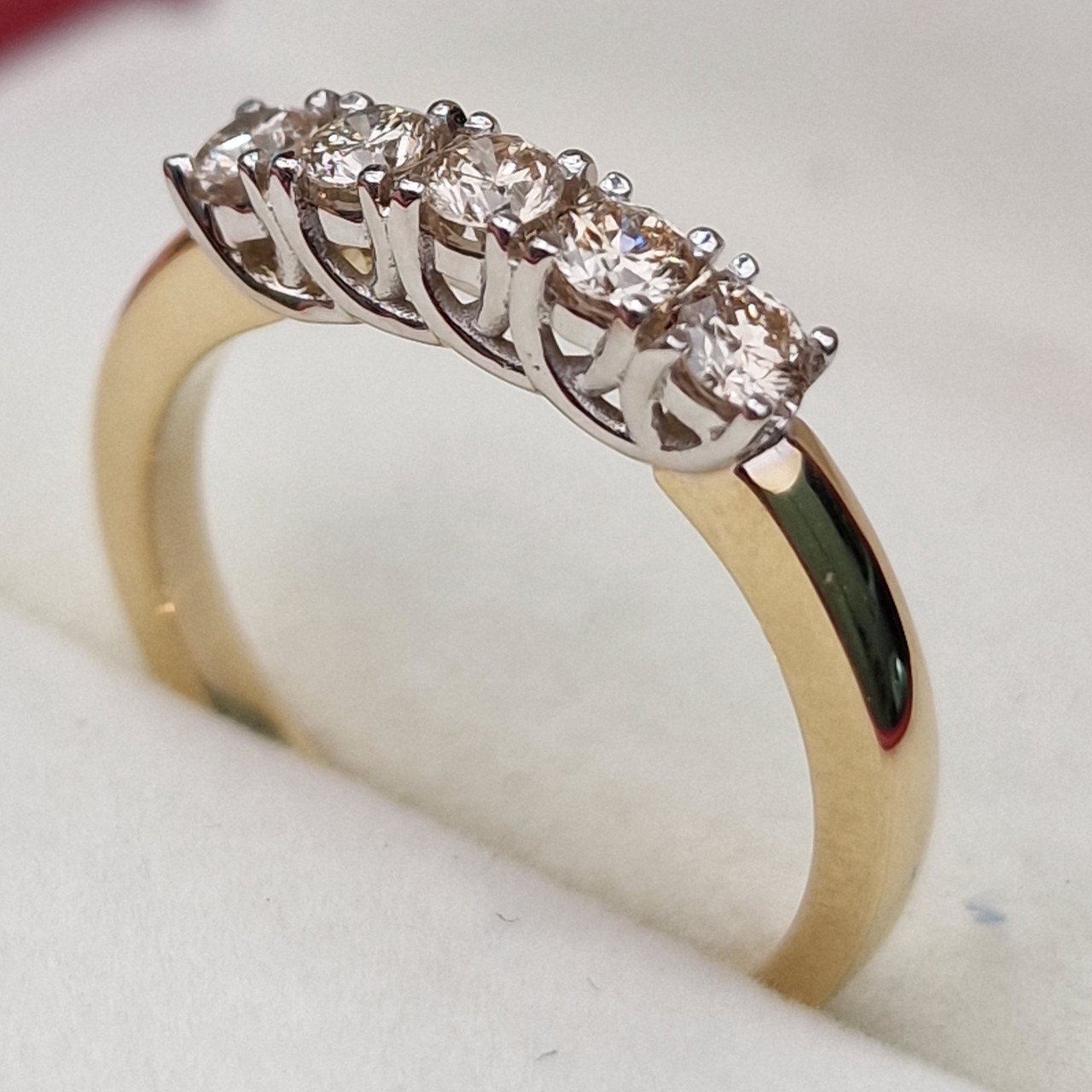 Кольцо Deimantas 102207818 17,5р 3,47гр 0,465ct. купить,NaN