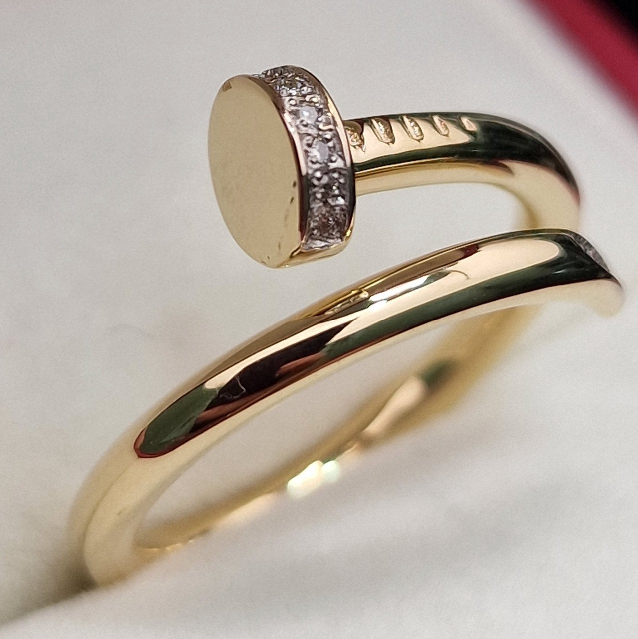 Кольцо Deimantas 102207863 17,5р 4,95гр 0,053ct. купить,NaN