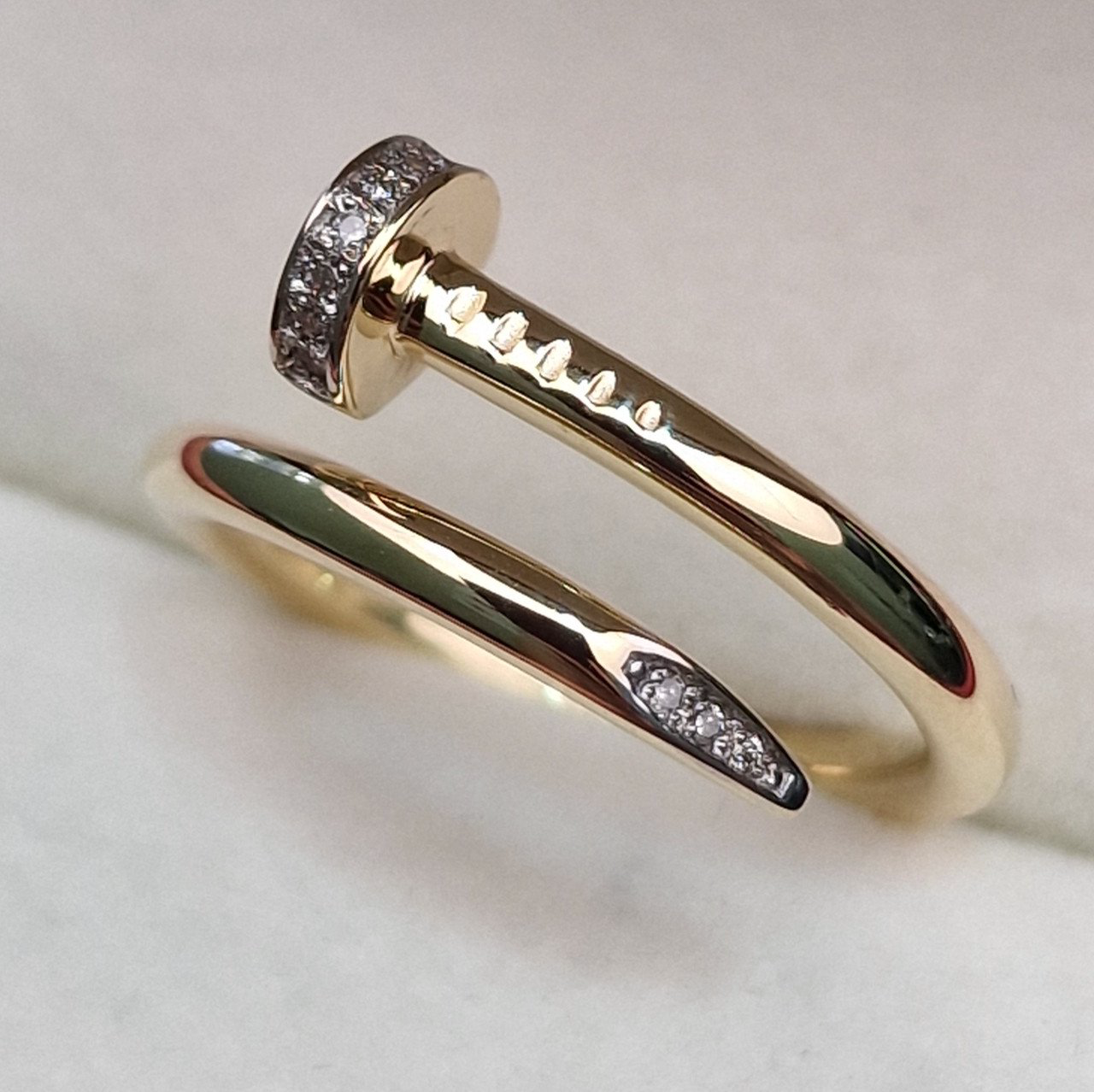 Кольцо Deimantas 102207863 17,5р 4,95гр 0,053ct. купить,NaN