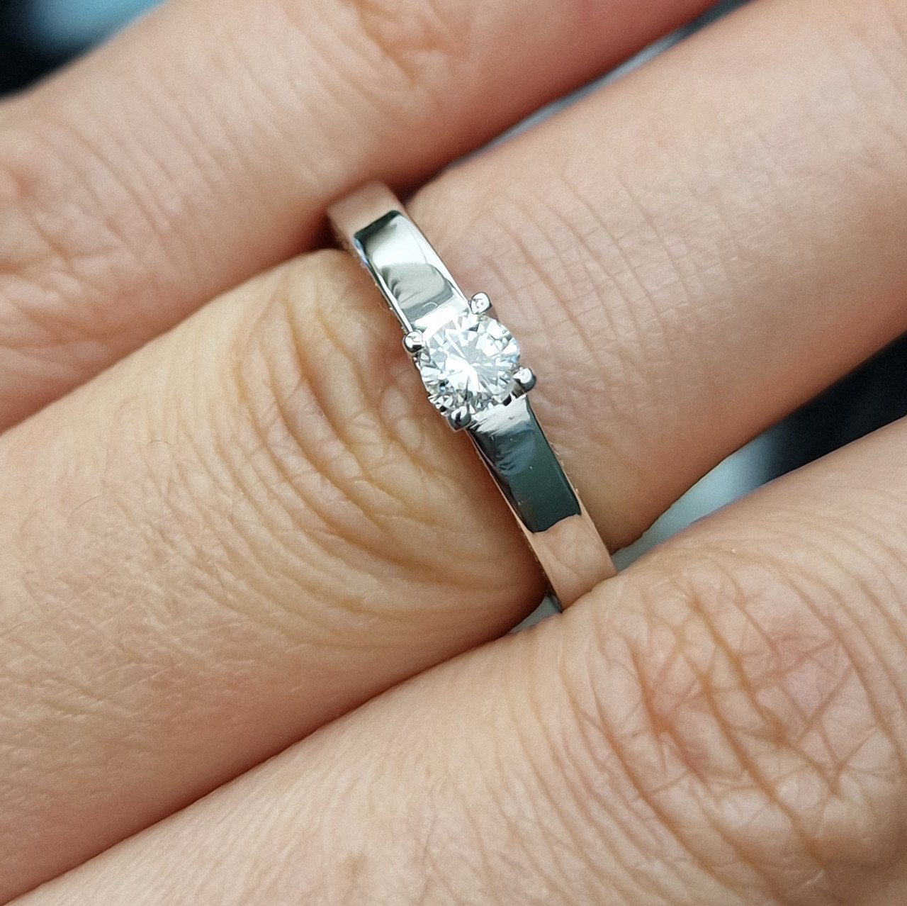 Кольцо Deimantas 102207824 16,5р 4,78гр 0,54ct. купить,NaN