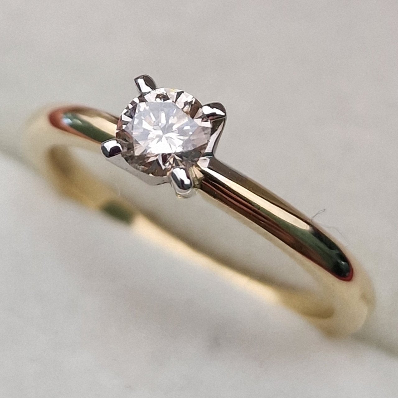 Кольцо Deimantas 102207888 15,5р 2,15гр 0,23ct. купить,NaN