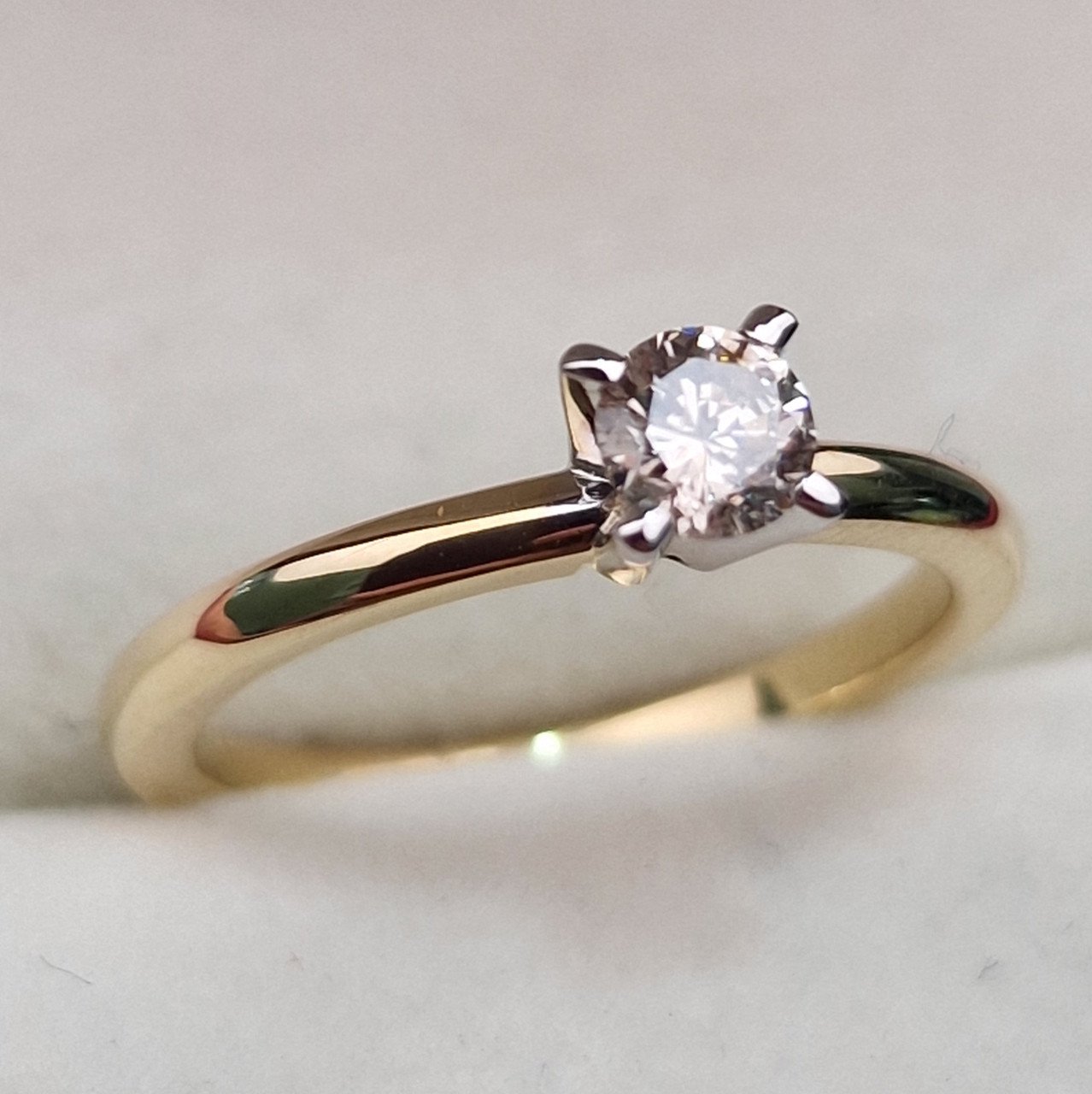Кольцо Deimantas 102207888 15,5р 2,15гр 0,23ct. купить,NaN