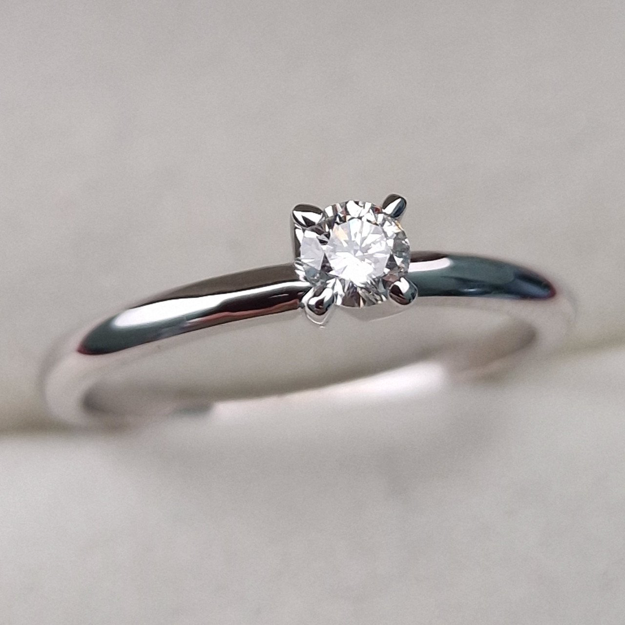Кольцо Deimantas 102207896 16,5р 2,17гр 0,20ct. купить,NaN