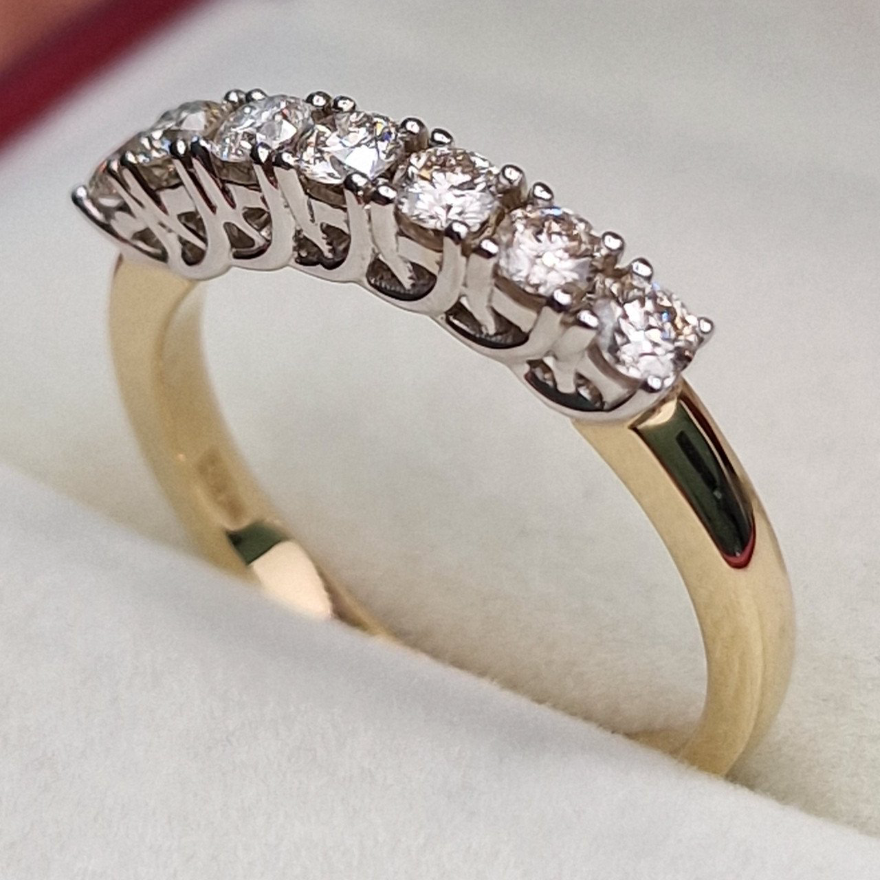 Кольцо Deimantas 102207899 18,5р 3,32гр 0,645ct. купить,NaN