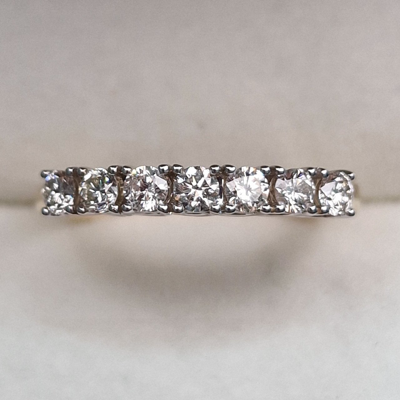 Кольцо Deimantas 102207899 18,5р 3,32гр 0,645ct. купить,NaN