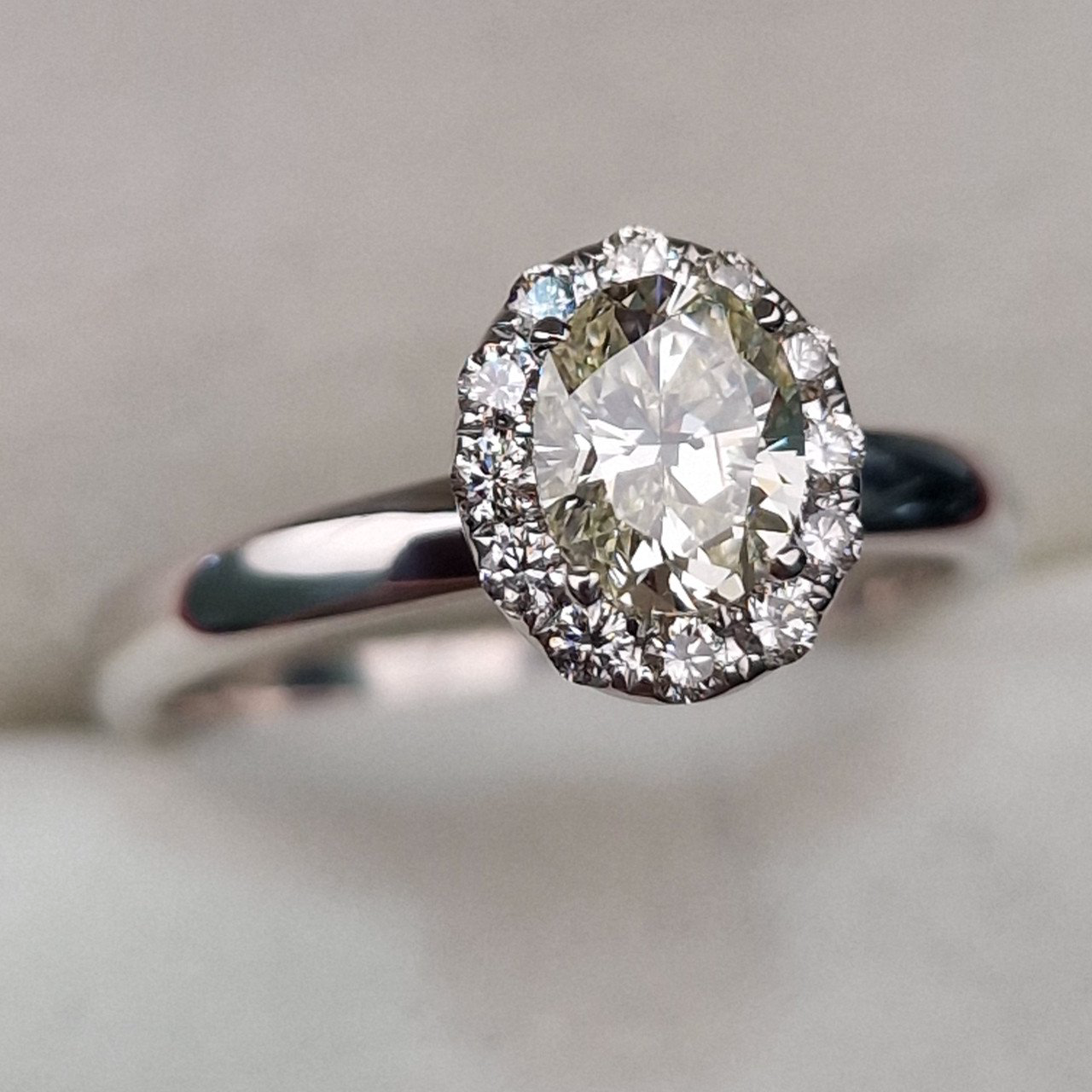 Кольцо Deimantas 102208319 16,5р 3,24гр 0,79ct. купить,NaN