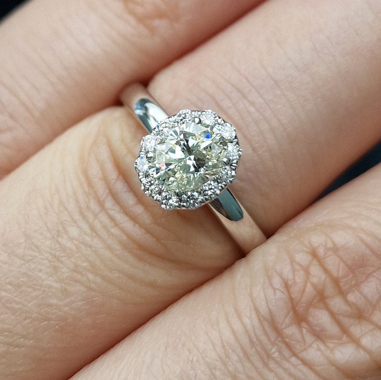 Кольцо Deimantas 102208319 16,5р 3,24гр 0,79ct. купить,NaN