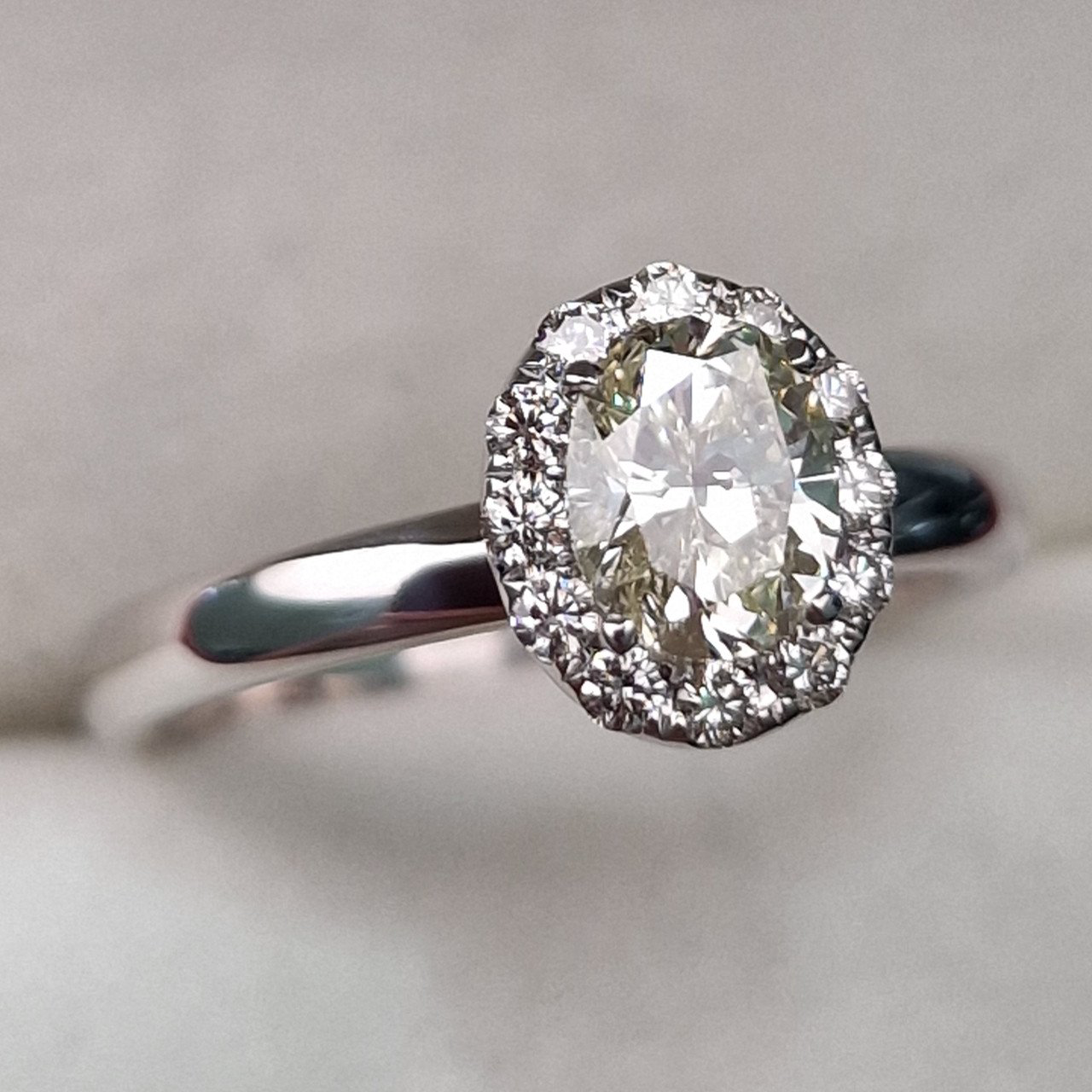 Кольцо Deimantas 102208319 16,5р 3,24гр 0,79ct. купить,NaN