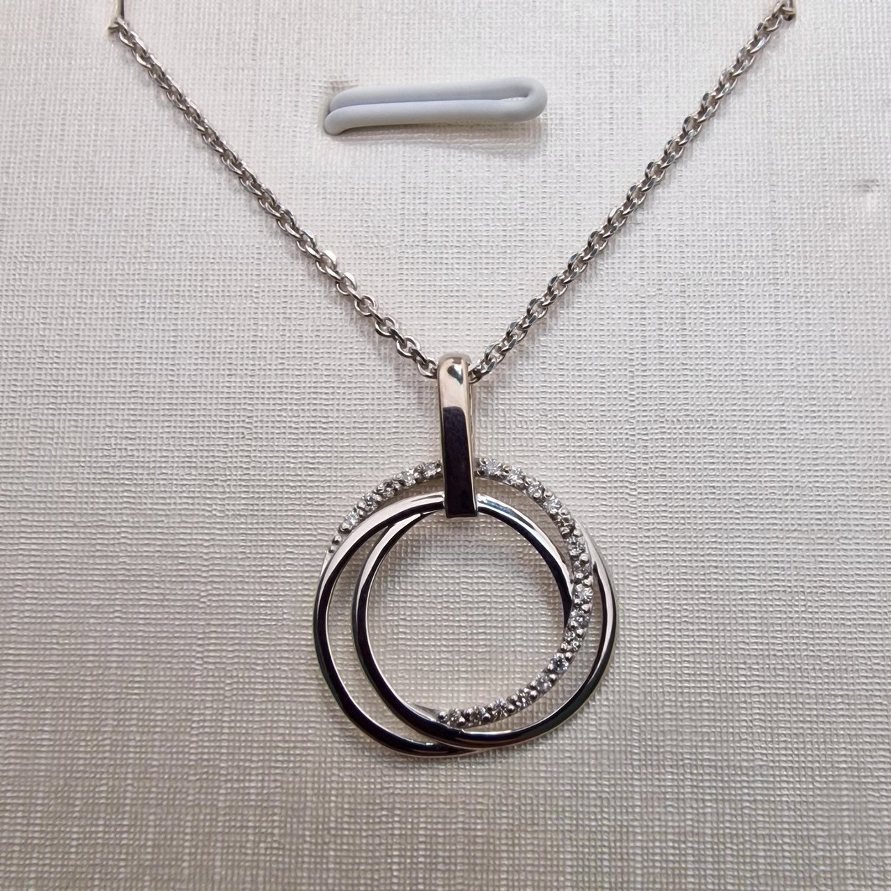 Кулон Deimantas 102243867 0,71гр 0,12ct. купить,NaN