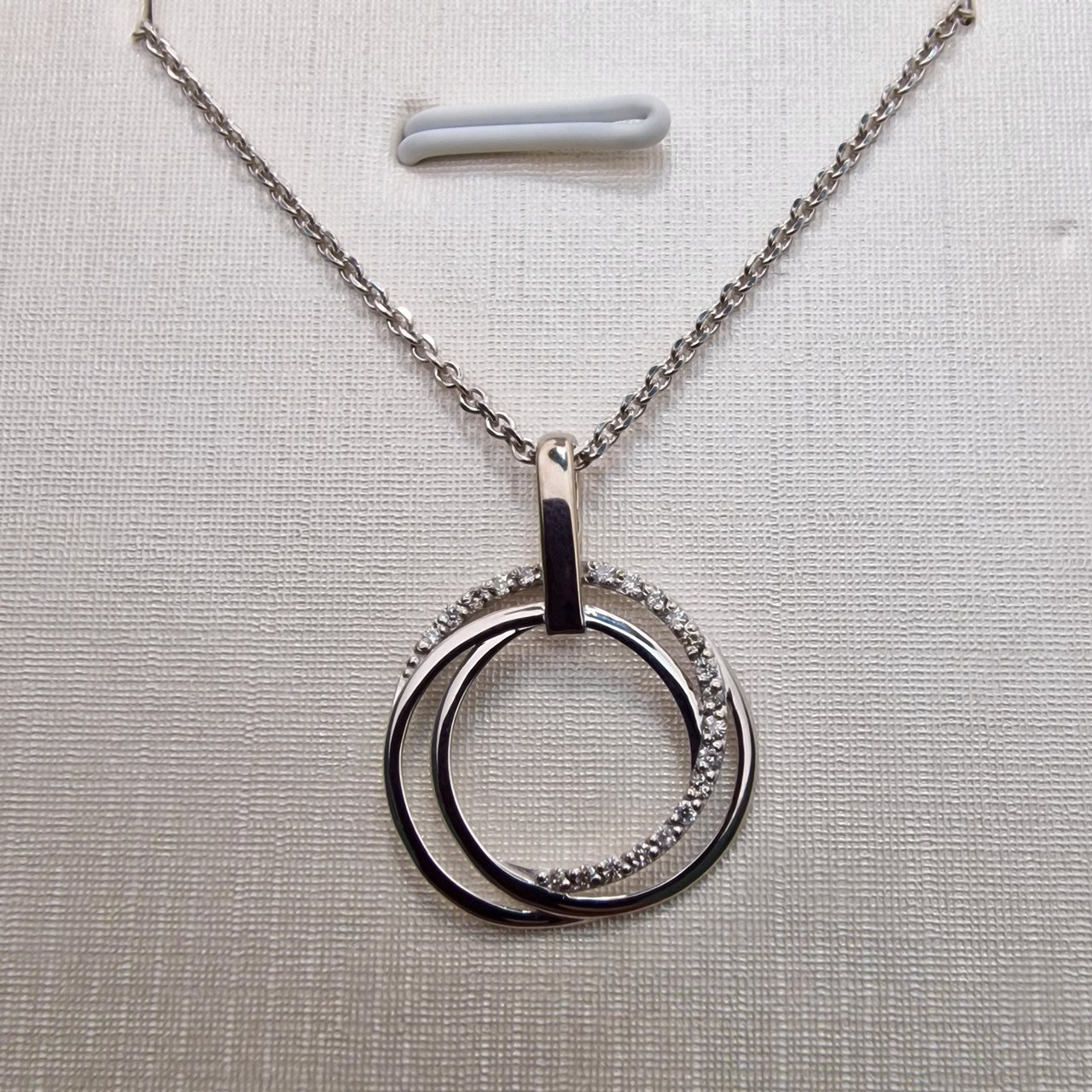 Кулон Deimantas 102243867 0,71гр 0,12ct. купить,NaN