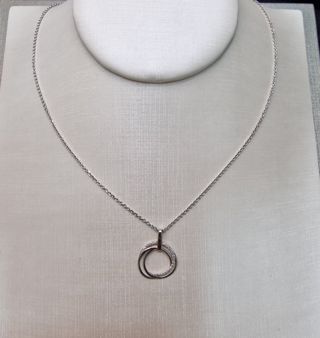 Кулон Deimantas 102243867 0,71гр 0,12ct. купить,NaN
