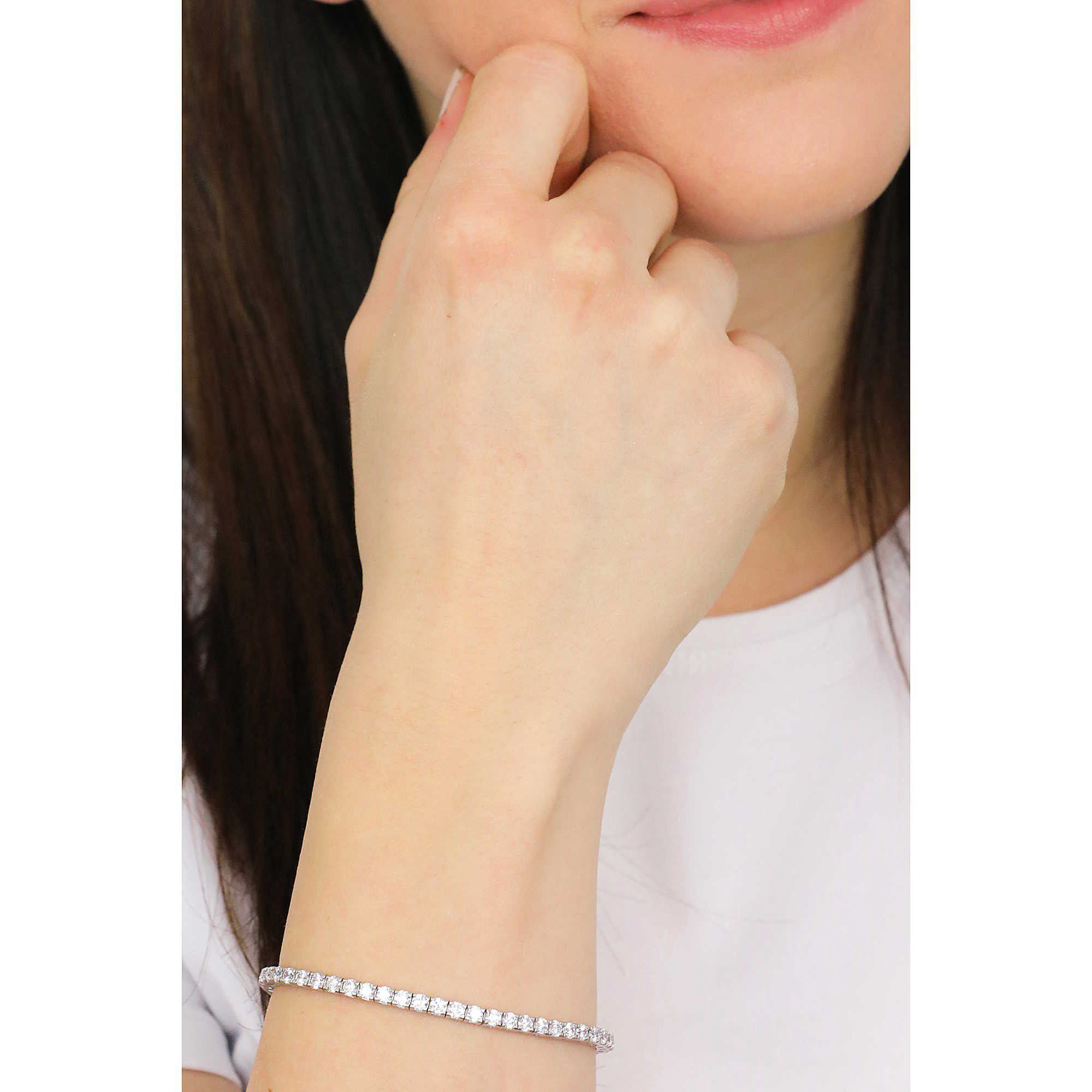 Браслет Bliss 2244 17,5р 9,4гр 0,18гр. купить,NaN