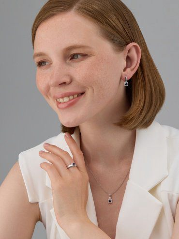 Серьги АЛЬКОР 02-4561_000С-00 вес 2.7 г серебро, сапфир, фианит купить,NaN
