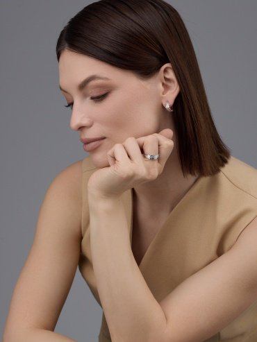 Серьги АЛЬКОР 02-4167_0000-00 вес 4 г серебро, без вставок купить,NaN
