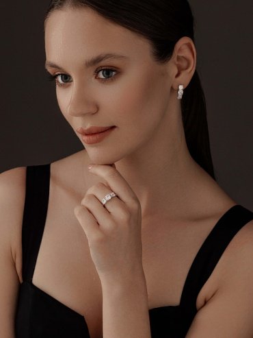Серьги АЛЬКОР 02-3863 вес 5.3 г серебро, фианит купить,NaN
