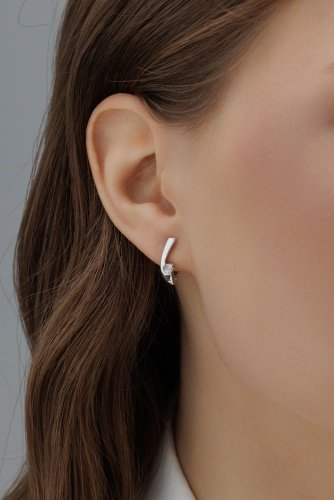 Серьги АЛЬКОР 02-4328_000Б-00 вес 2.6 г серебро, бриллиант купить,NaN