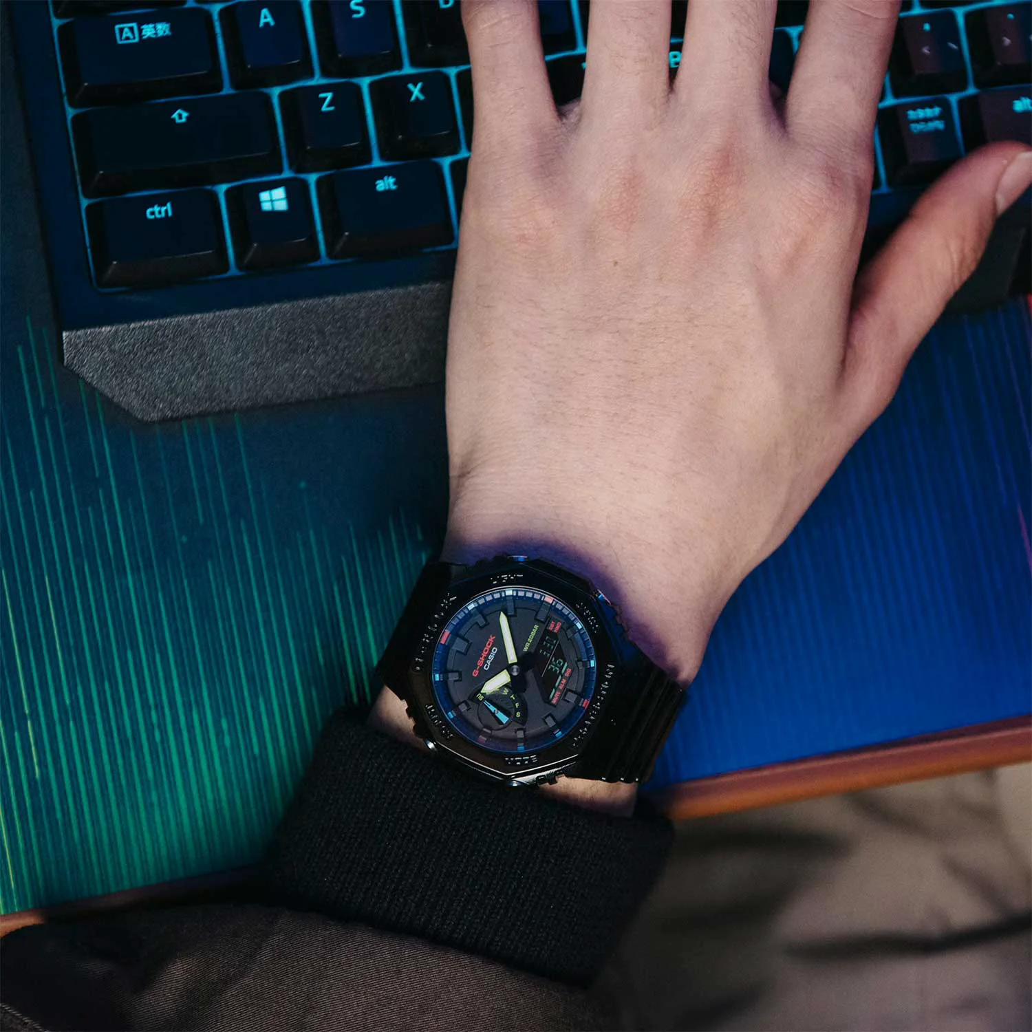 Наручные часы Casio GA-2100RGB-1AER купить,NaN