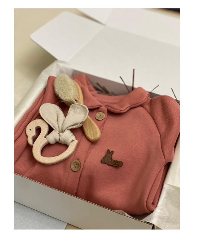 Комплект для малышей Ais Baby Box 697979359 коричневый 80-86 см 3 предмета купить,NaN