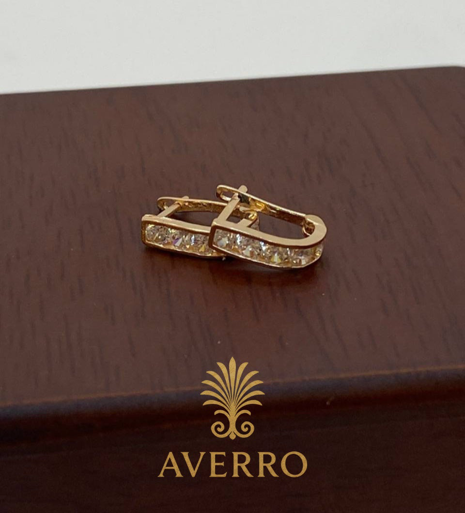Серьги Averro Av1201202619 золото 0.85гр купить,NaN