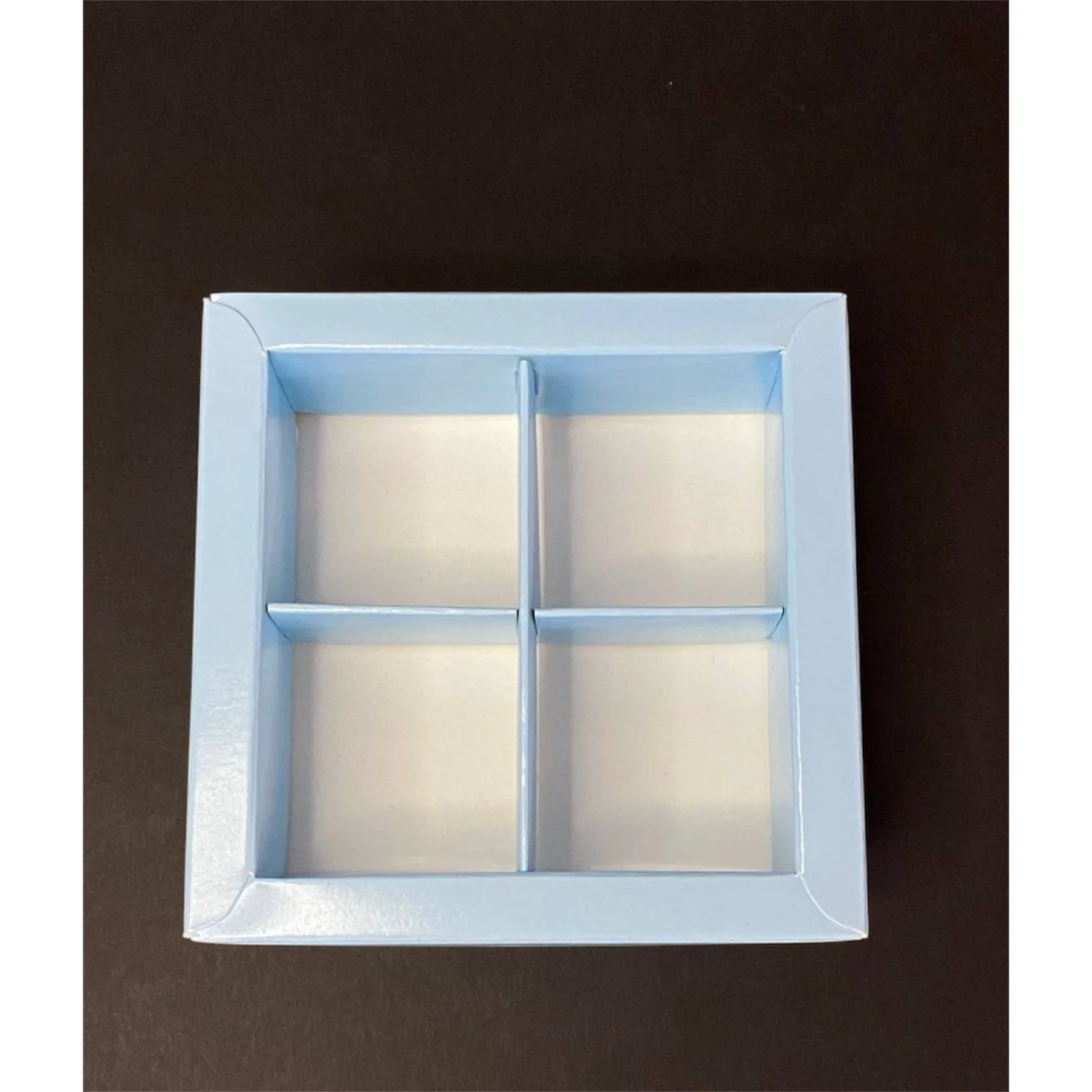 Коробка Box.kz 4 ячейки 10х10х3,5 см 10 шт голубая - ForteMarket Коробка Box.kz 4 ячейки 10х10х3,5 см 10 шт голубая купить,0