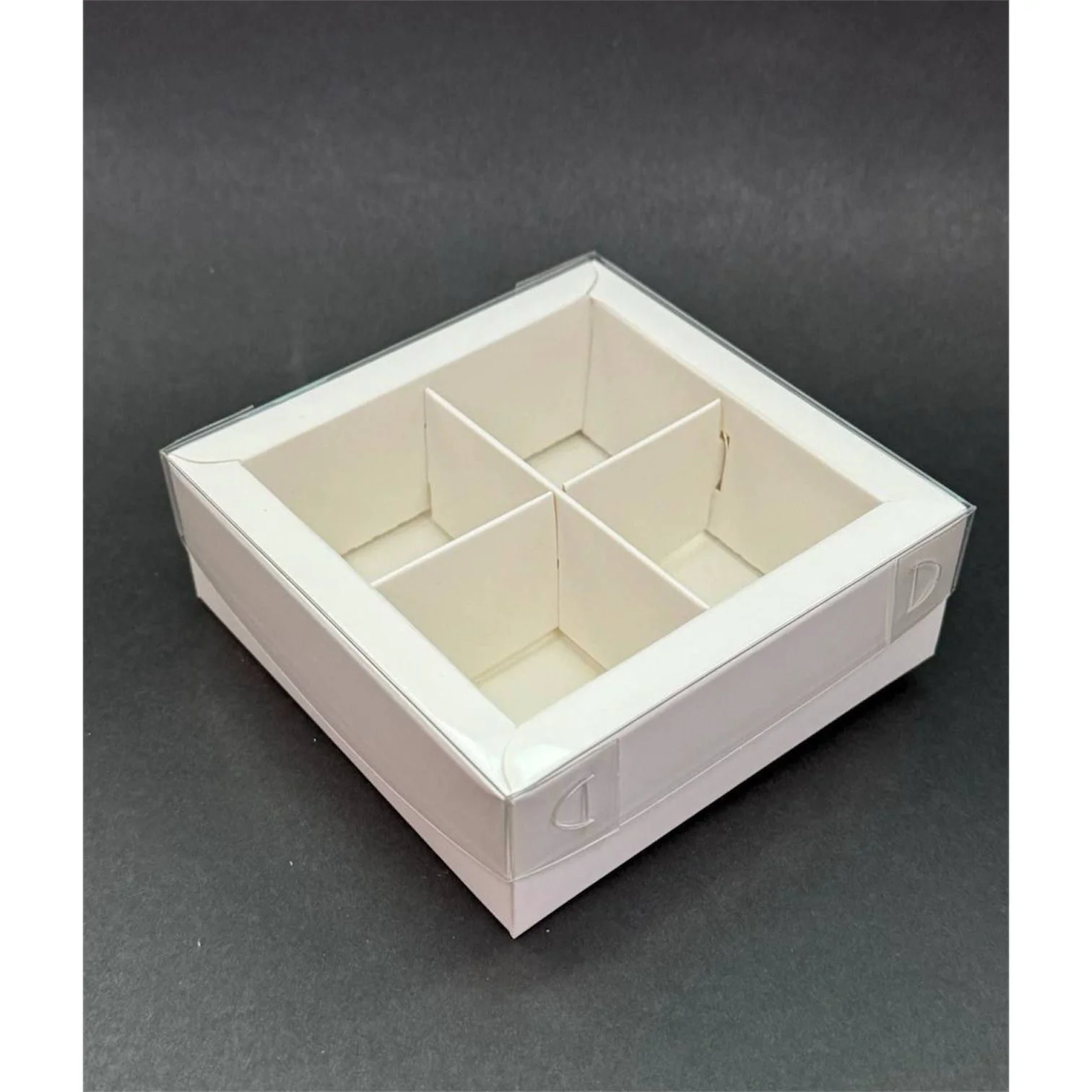 Коробка Box.kz 4 ячейки белая 10х10х3,5 см 10 шт