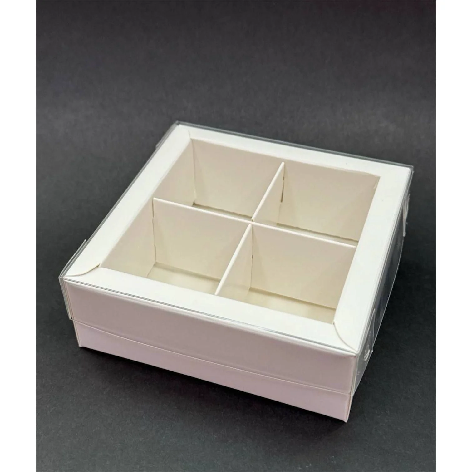 Коробка Box.kz 4 ячейки белая 10х10х3,5 см 10 шт - ForteMarket Коробка Box.kz 4 ячейки белая 10х10х3,5 см 10 шт купить,0
