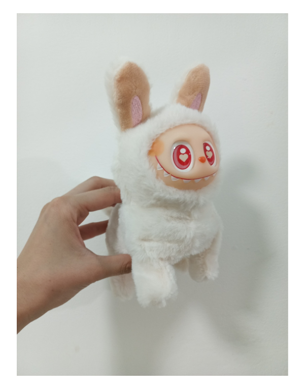 Мягкая игрушка Toys Лабубу 0457 белая 15 см