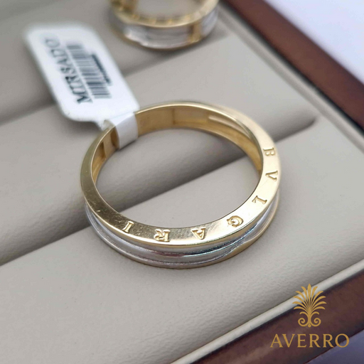 Комплект Averro Avt2712202517 золото 6.91гр 19р