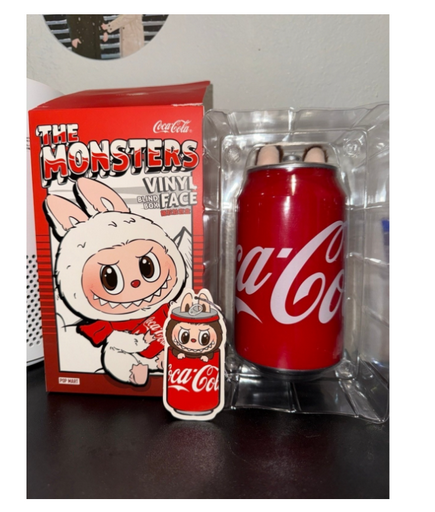 Игрушка-подвеска Pop Mart Лабубу Coca-Cola 15 см