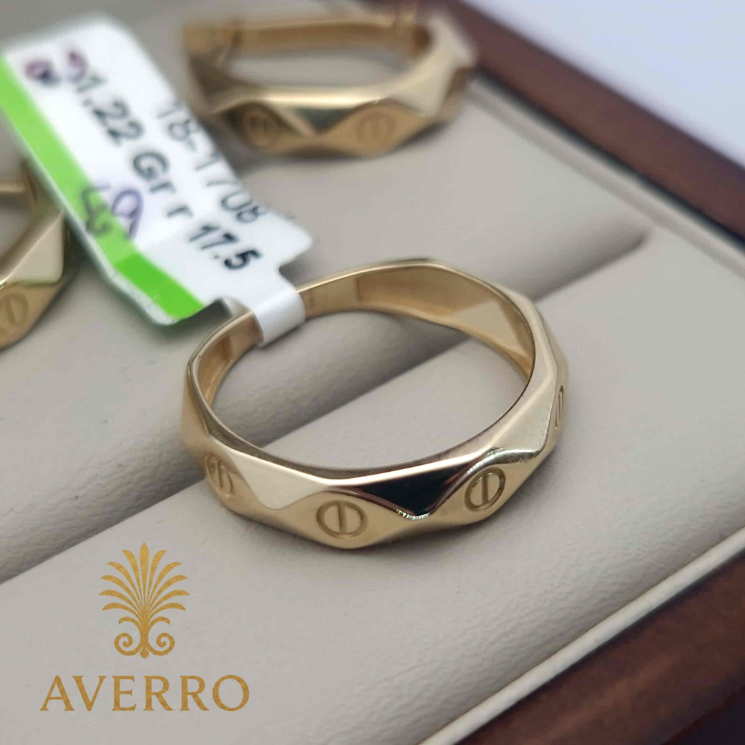 Комплект Averro A261120253 золото 3.91гр 17.5р купить,370000