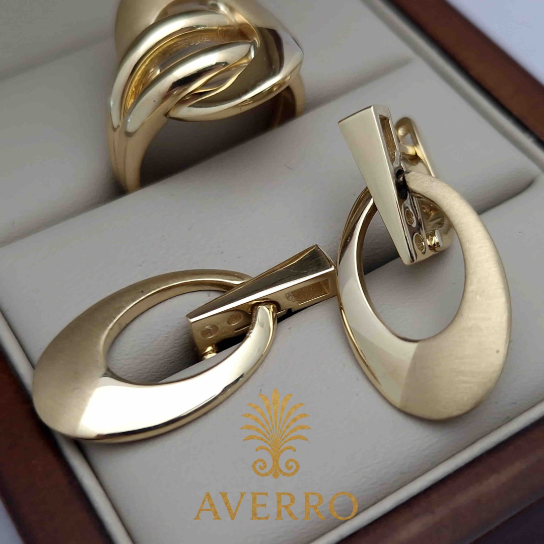 Комплект Averro Av2201202621 золото 13.87гр 18.5р купить,1000000