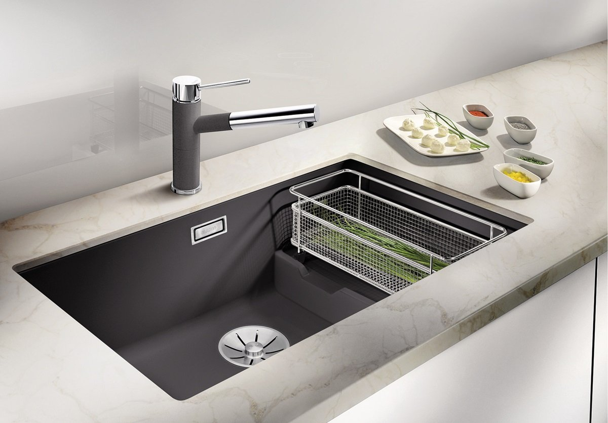 Кухонная мойка Blanco Subline 700-U Level 526004 черная купить,0