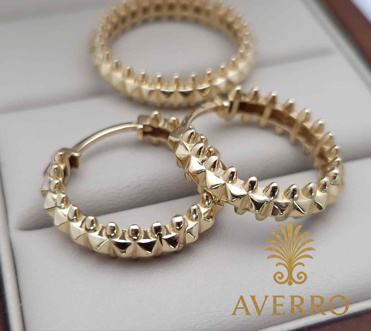 Комплект Averro Avm1001202610 золото 7.66гр 19р купить,NaN